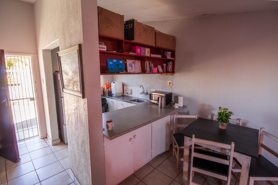 1 Bedroom Property for Sale in Flora Park Northern Cape